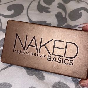 Naked basics eyeshadow palette